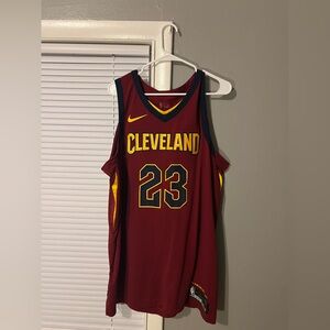 Nike LeBron James Cleveland Cavaliers jersey xl